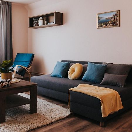 Lotus Apartman Appartamento Odorheiu Secuiesc Esterno foto